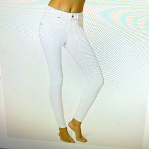 HUE Women’s Essential Denim Leggings
